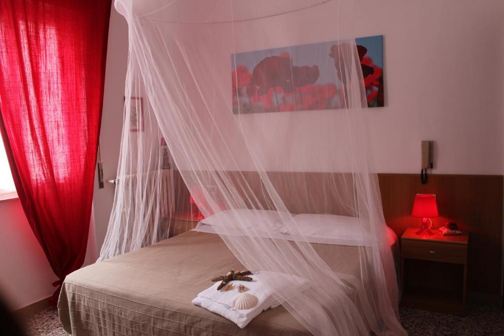 Hotel Del Mar Виареджо Номер фото